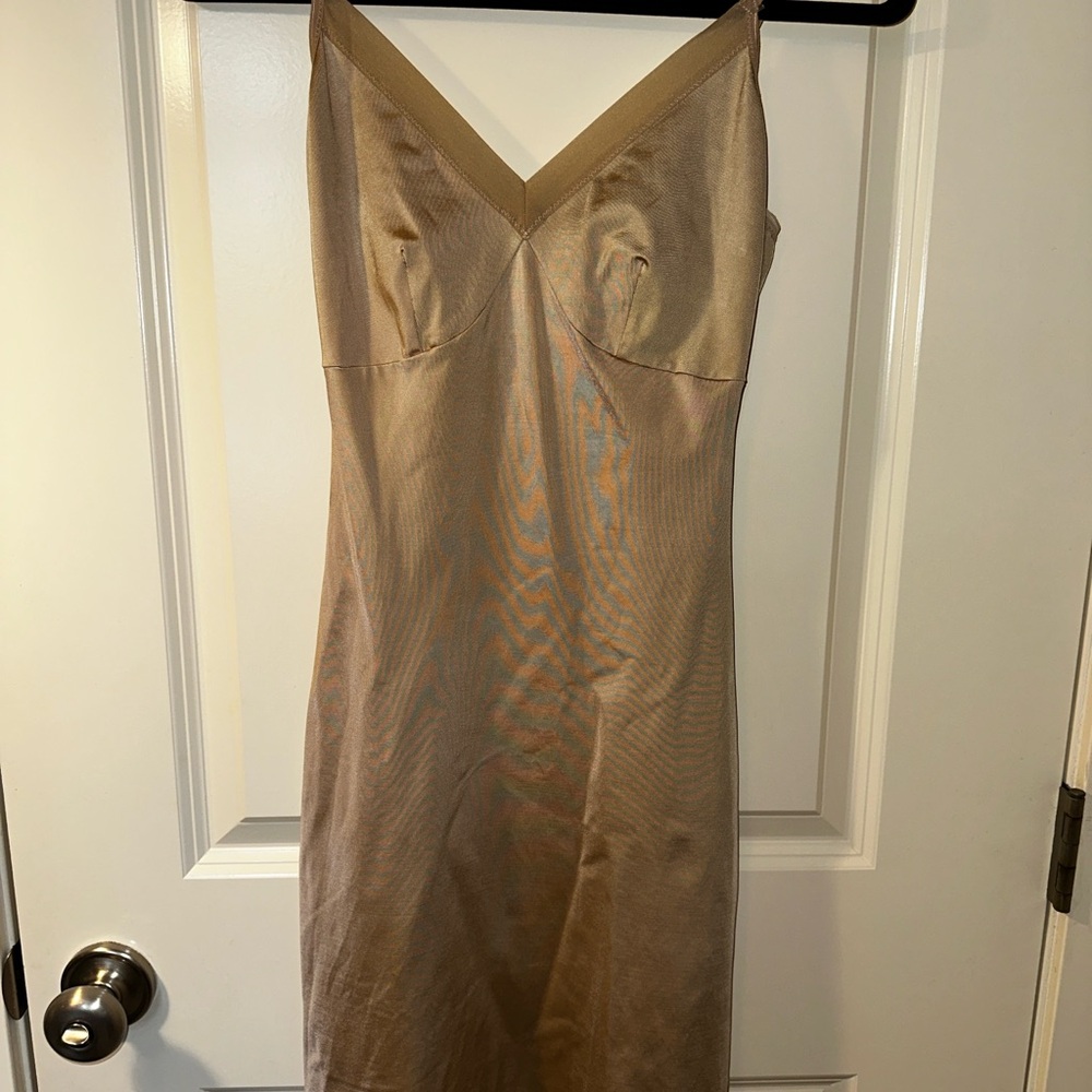 SPANX Beige Shapewear Dress size Large Woman’s slip